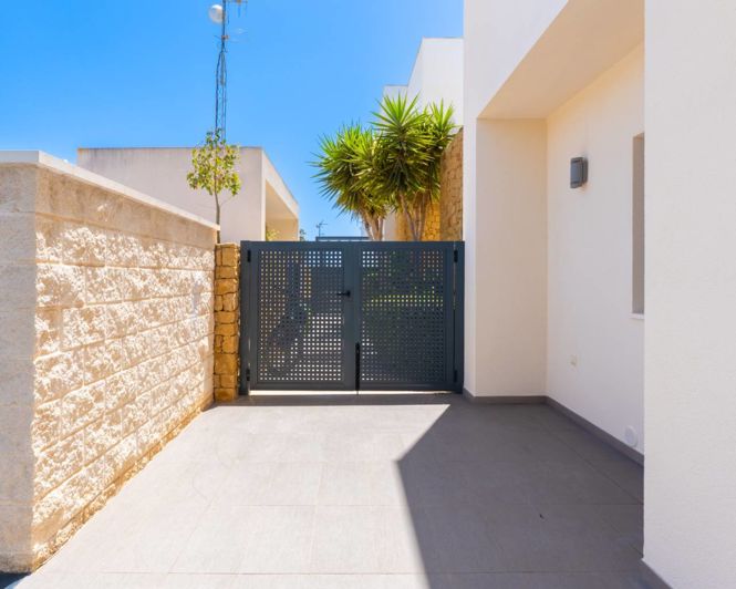 Image No.27-3 Bed Villa for sale