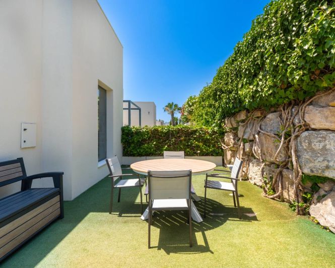Image No.28-3 Bed Villa for sale