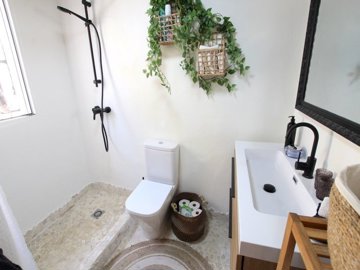 49631_exceptional_three_bedroom_detached_villa_with_private_pool_250626150859_img_7414