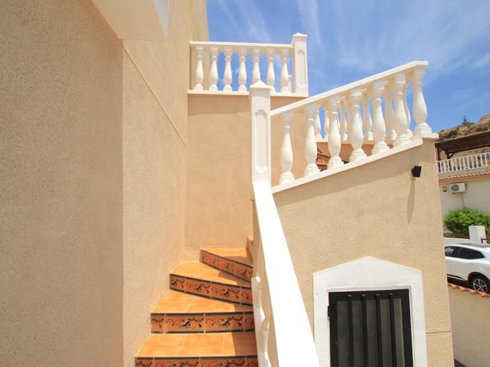 Image No.21-3 Bed Villa for sale