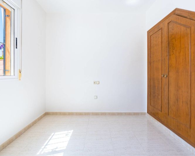 Image No.19-3 Bed Villa for sale