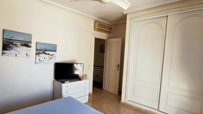 Image No.22-2 Bed Townhouse for sale