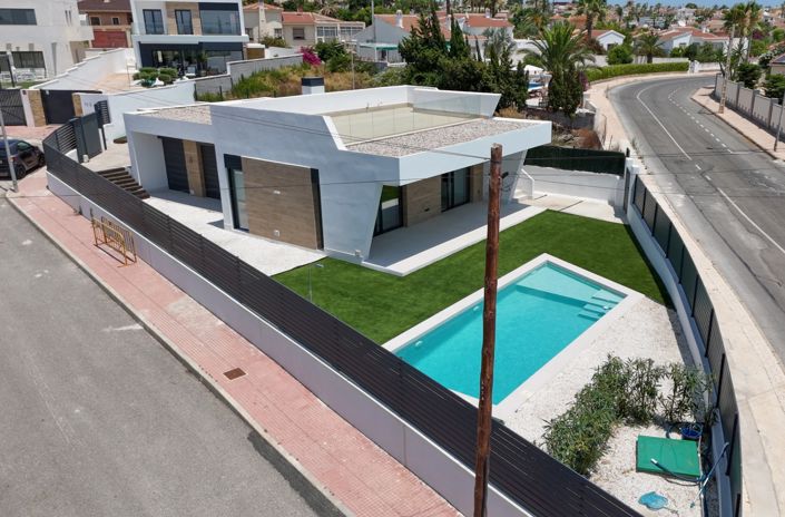 Image No.2-3 Bed Villa for sale