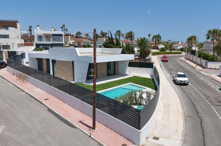 Image No.23-3 Bed Villa for sale