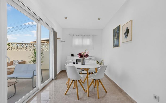 Image No.4-2 Bed Apartment for sale