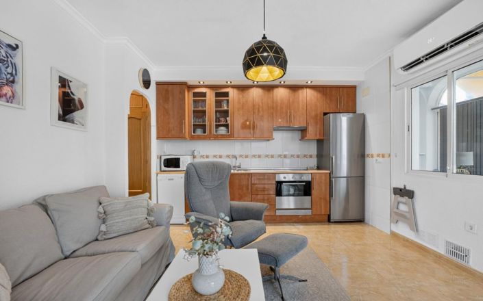 Image No.8-2 Bed Apartment for sale