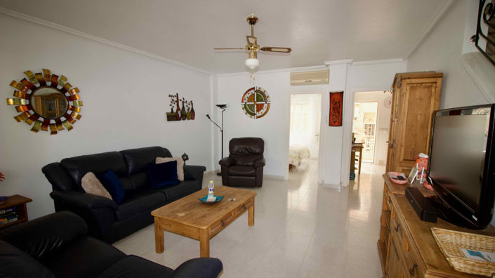 Image No.12-3 Bed Townhouse for sale