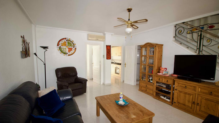 Image No.13-3 Bed Townhouse for sale