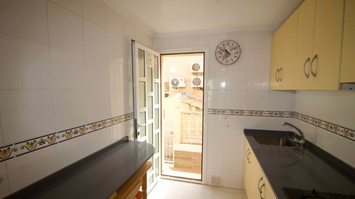 Image No.17-3 Bed Townhouse for sale