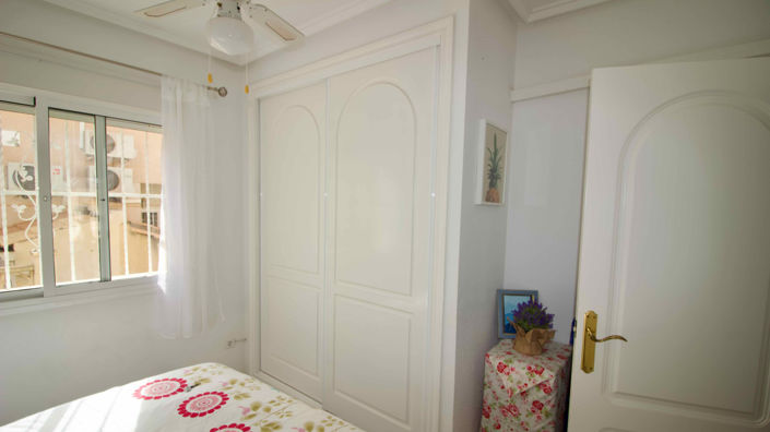 Image No.21-3 Bed Townhouse for sale