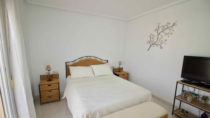 Image No.26-3 Bed Townhouse for sale