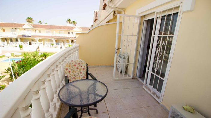 Image No.30-3 Bed Townhouse for sale