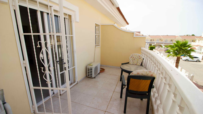 Image No.31-3 Bed Townhouse for sale
