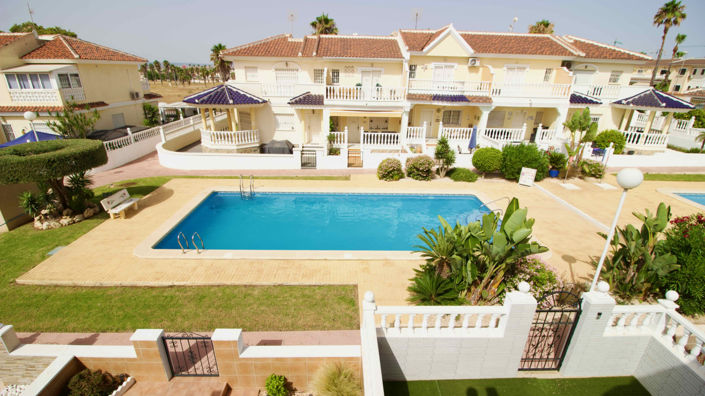 Image No.33-3 Bed Townhouse for sale