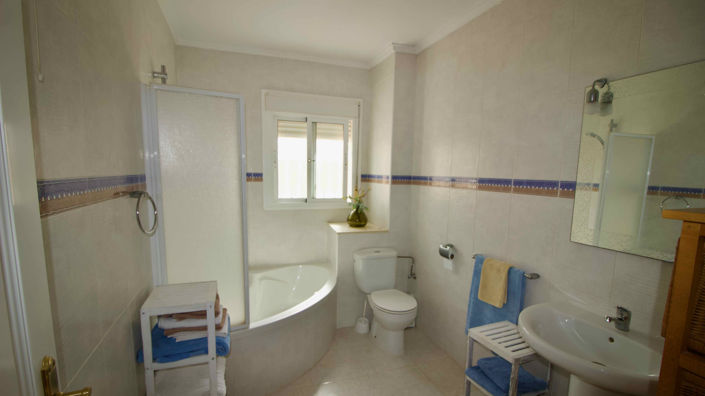 Image No.36-3 Bed Townhouse for sale