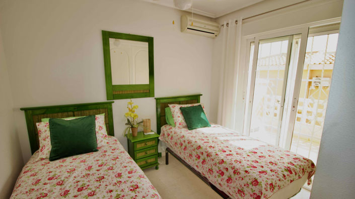 Image No.39-3 Bed Townhouse for sale