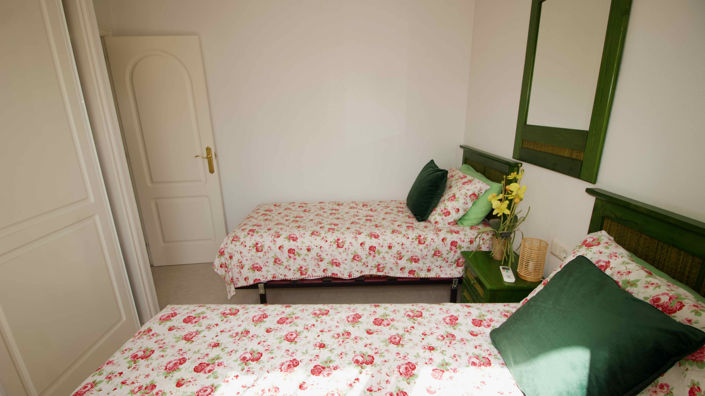 Image No.40-3 Bed Townhouse for sale