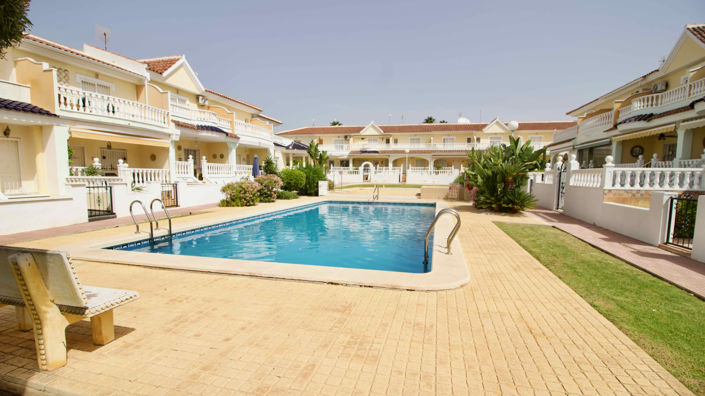 Image No.59-3 Bed Townhouse for sale