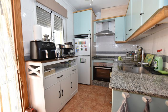 Image No.10-2 Bed Townhouse for sale