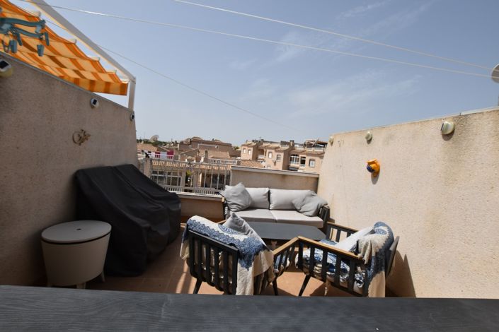 Image No.26-2 Bed Townhouse for sale