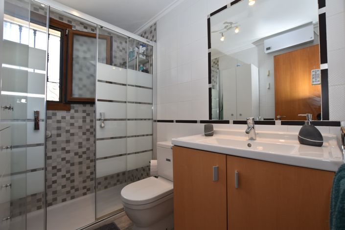 Image No.17-2 Bed Apartment for sale