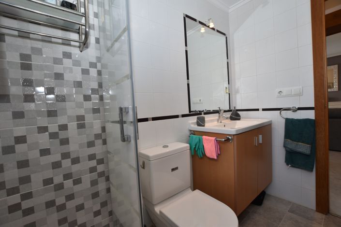 Image No.19-2 Bed Apartment for sale