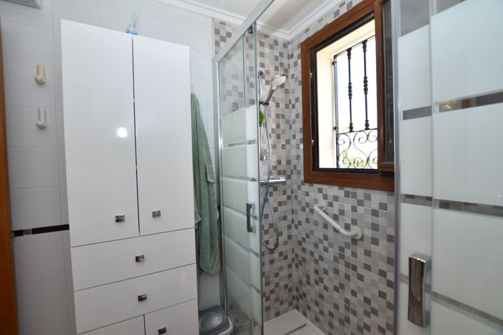 Image No.26-2 Bed Apartment for sale