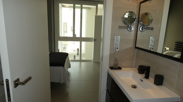Image No.29-3 Bed Villa for sale