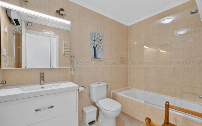 Image No.22-2 Bed Apartment for sale
