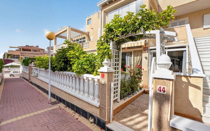 Image No.29-2 Bed Apartment for sale