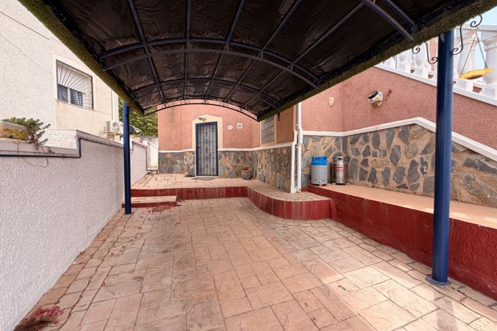 Image No.18-3 Bed Villa for sale