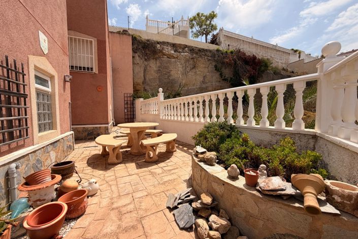 Image No.28-3 Bed Villa for sale