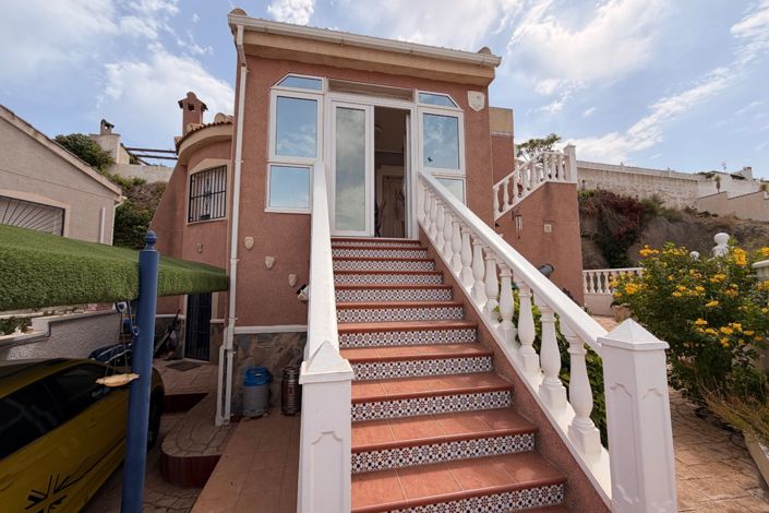 Image No.33-3 Bed Villa for sale