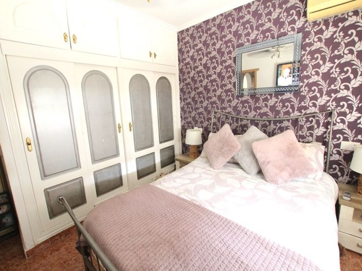 Image No.12-4 Bed Villa for sale