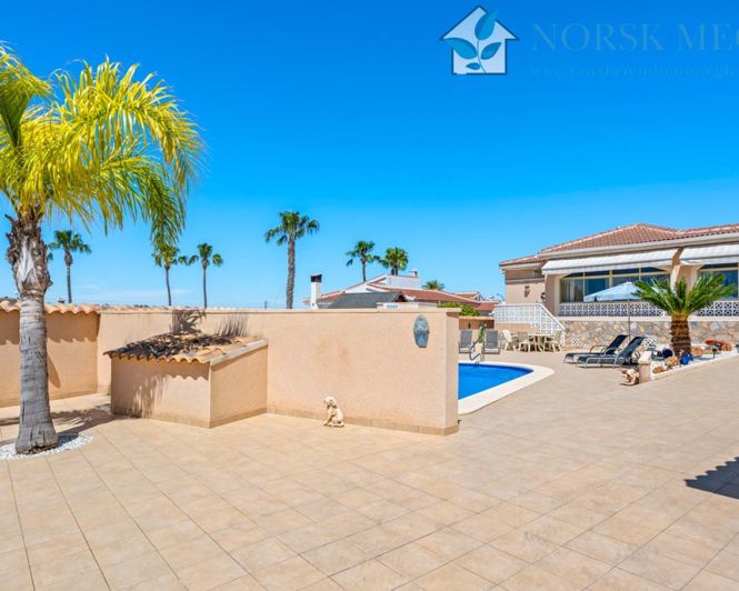 Image No.32-3 Bed Villa for sale