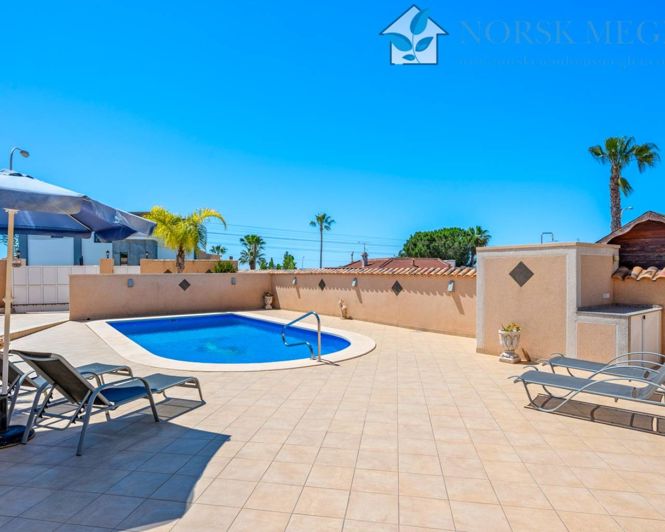 Image No.33-3 Bed Villa for sale