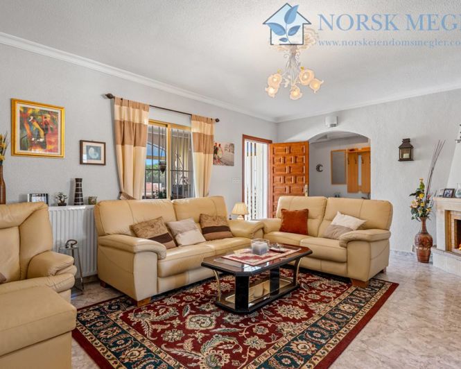 Image No.6-3 Bed Villa for sale