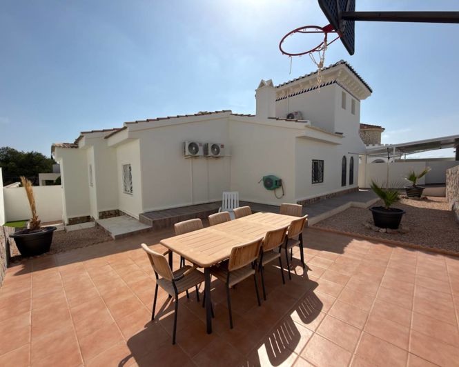 Image No.24-3 Bed Villa for sale