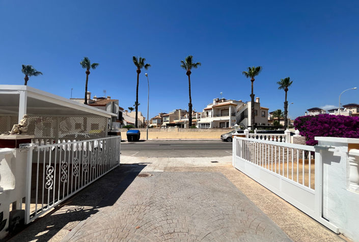 Image No.44-3 Bed Quad for sale