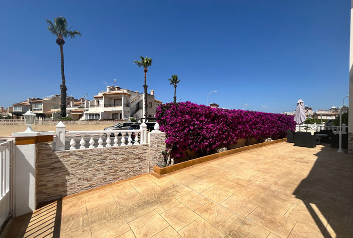 Image No.45-3 Bed Quad for sale