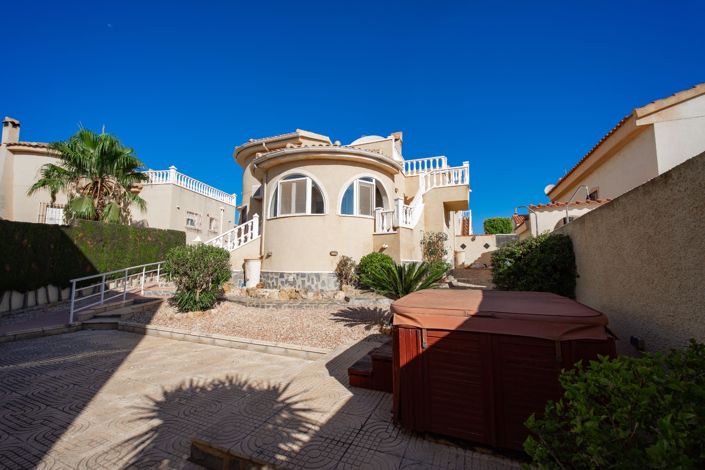 Image No.24-2 Bed Villa for sale