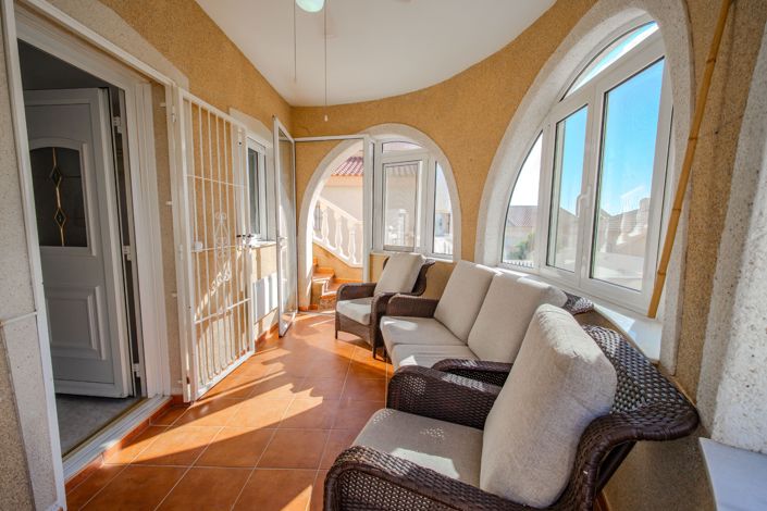 Image No.4-2 Bed Villa for sale