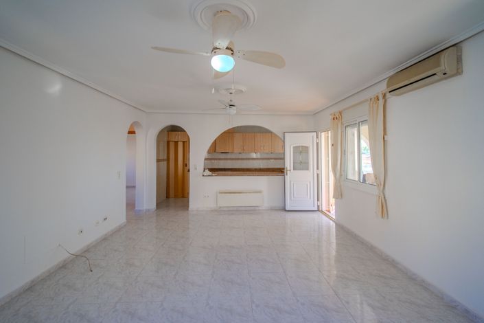 Image No.5-2 Bed Villa for sale
