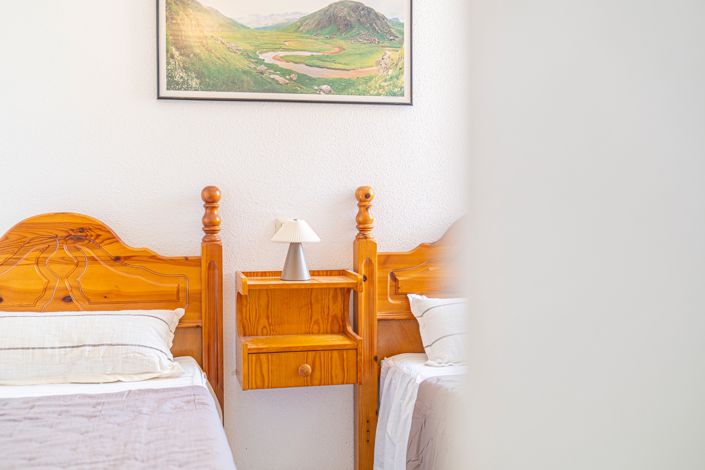 Image No.24-2 Bed Apartment for sale