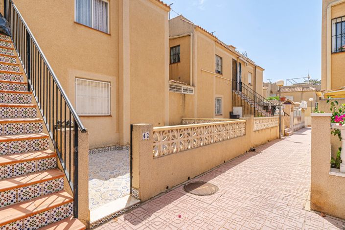 Image No.36-2 Bed Apartment for sale