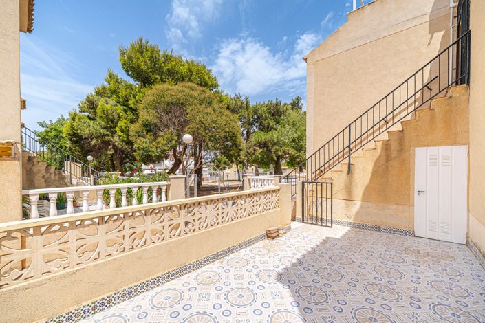 Image No.40-2 Bed Apartment for sale