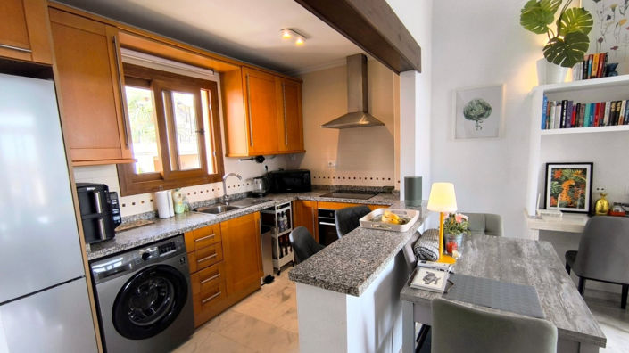 Image No.8-2 Bed Apartment for sale