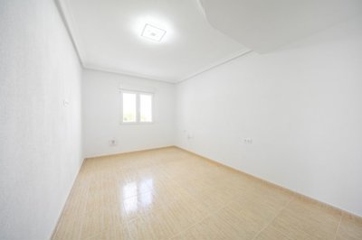 1384010