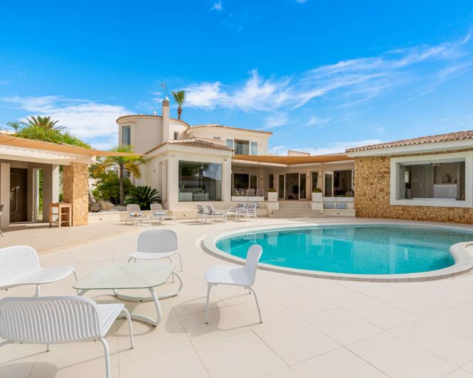 Image No.58-4 Bed Villa for sale