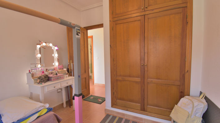 Image No.19-3 Bed Quad for sale